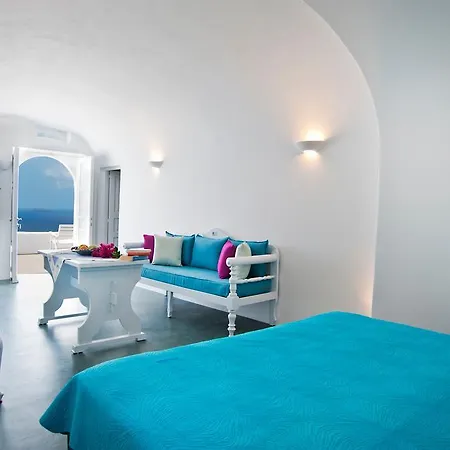 Thirea Oia (Santorini)