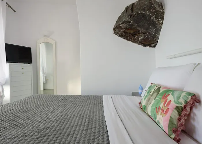 티레아 스튜디오스