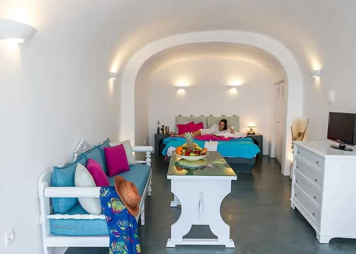 Thirea Oia (Santorini)