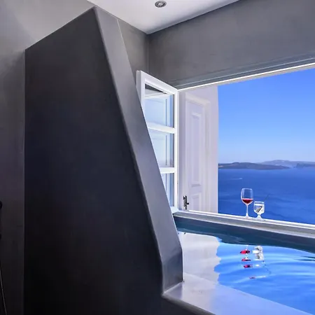 Thirea Studios * Oia (Santorini)